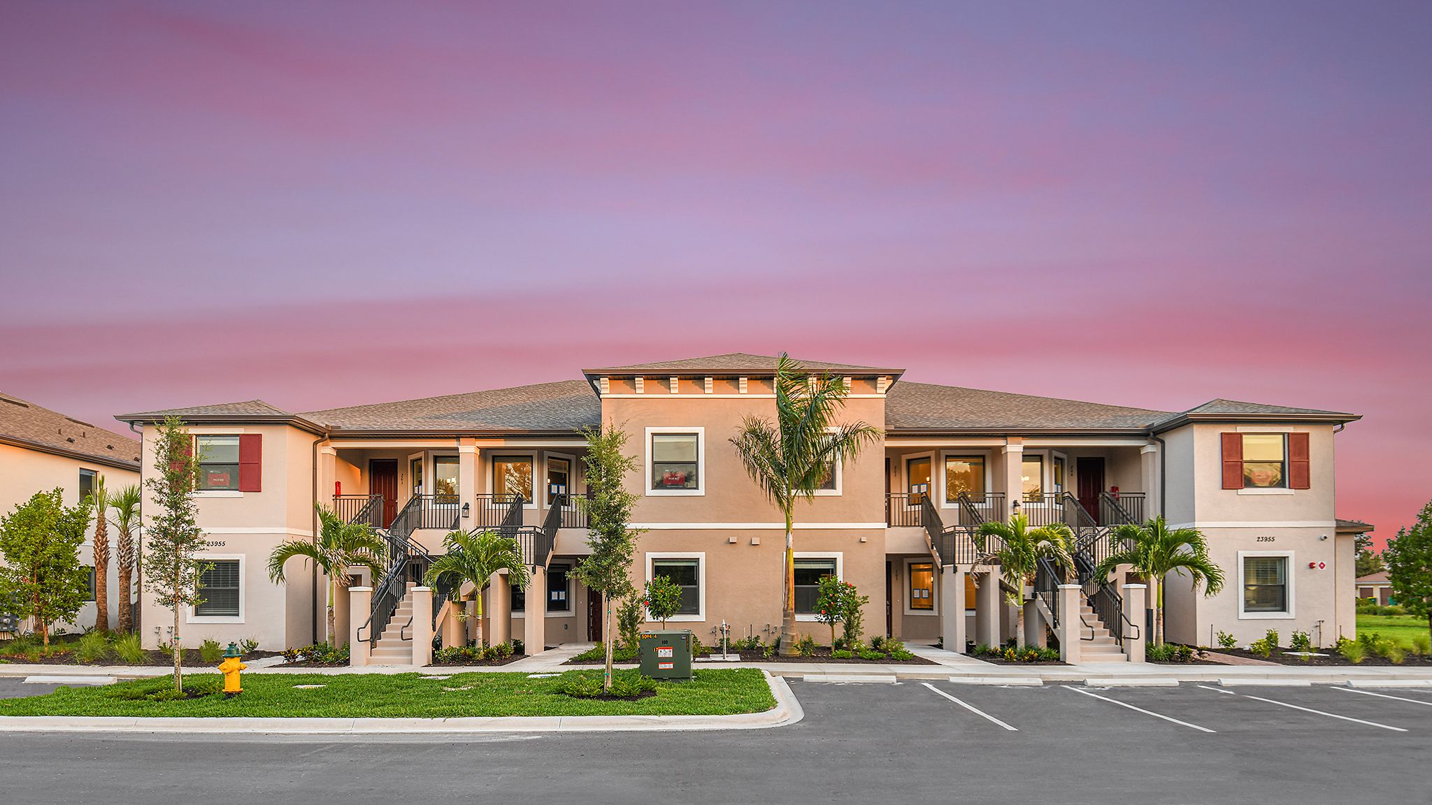 Bella-Via-Avanti-sunset-7050-16x9-twilightexterior