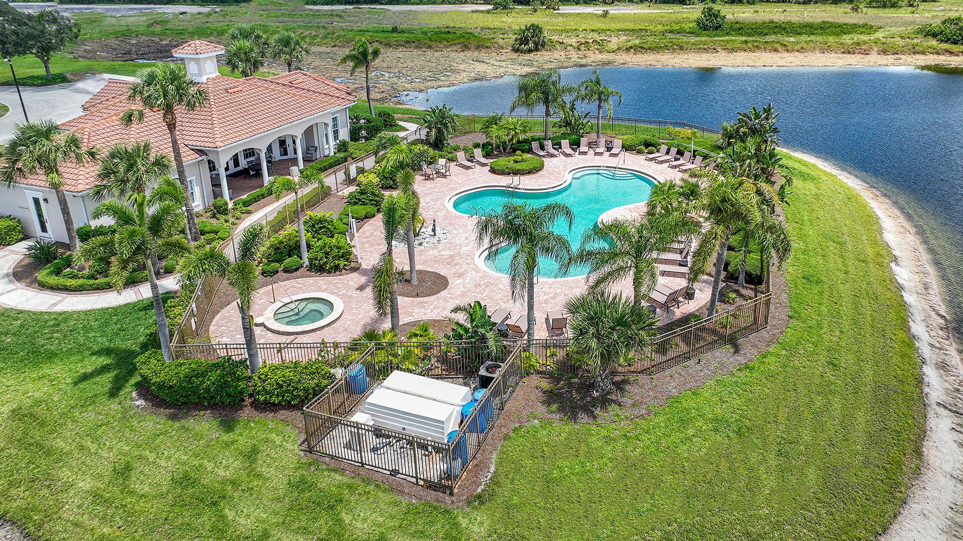 Bella-Via-Amenity-Center-6789-16x9
