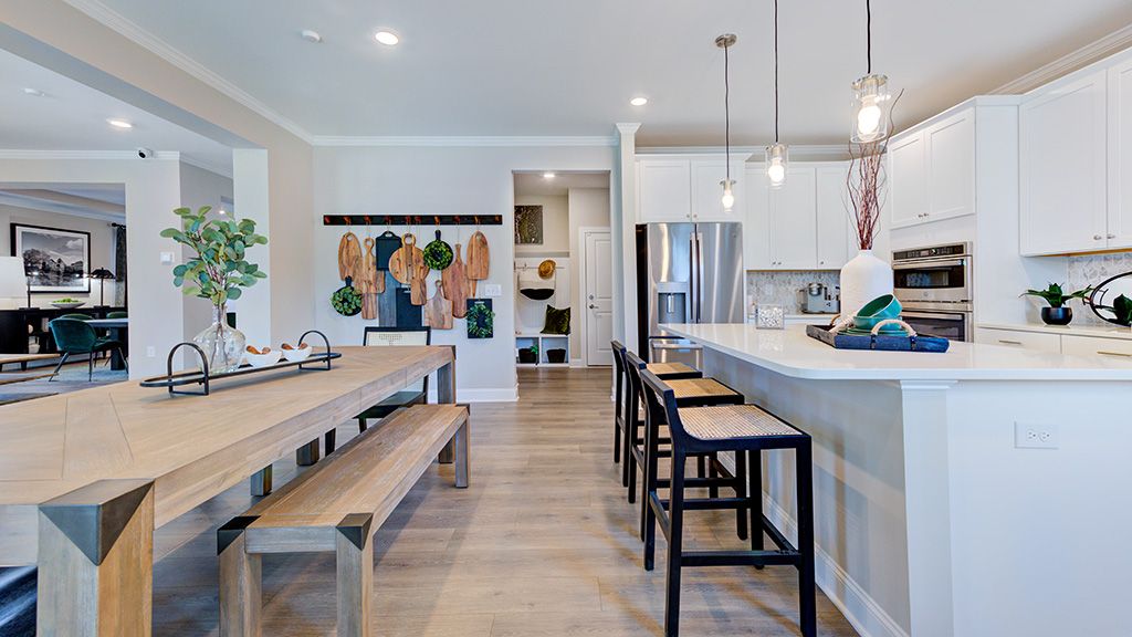 Kitchen to owner's entry