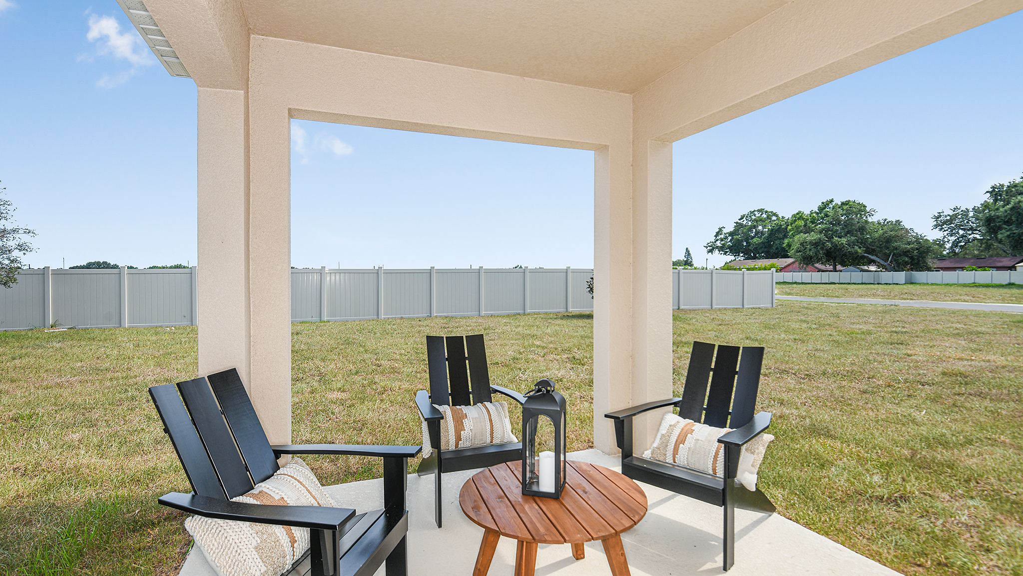 Brookland-Park-Seneca-0807-16x9-patio