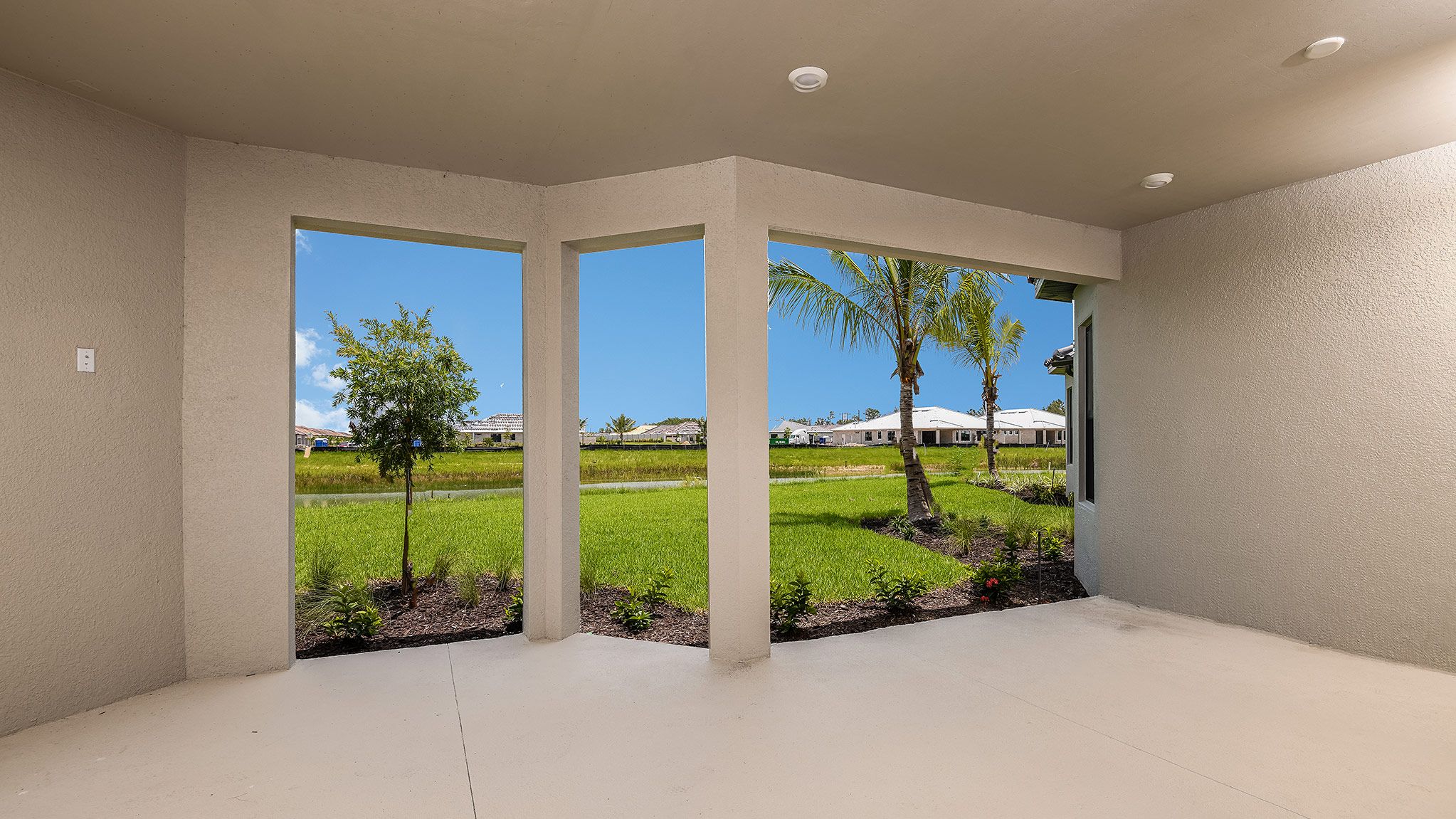 Esp-Lake-Club-Assuro-Lot-557-11912-Noveli-Cou...