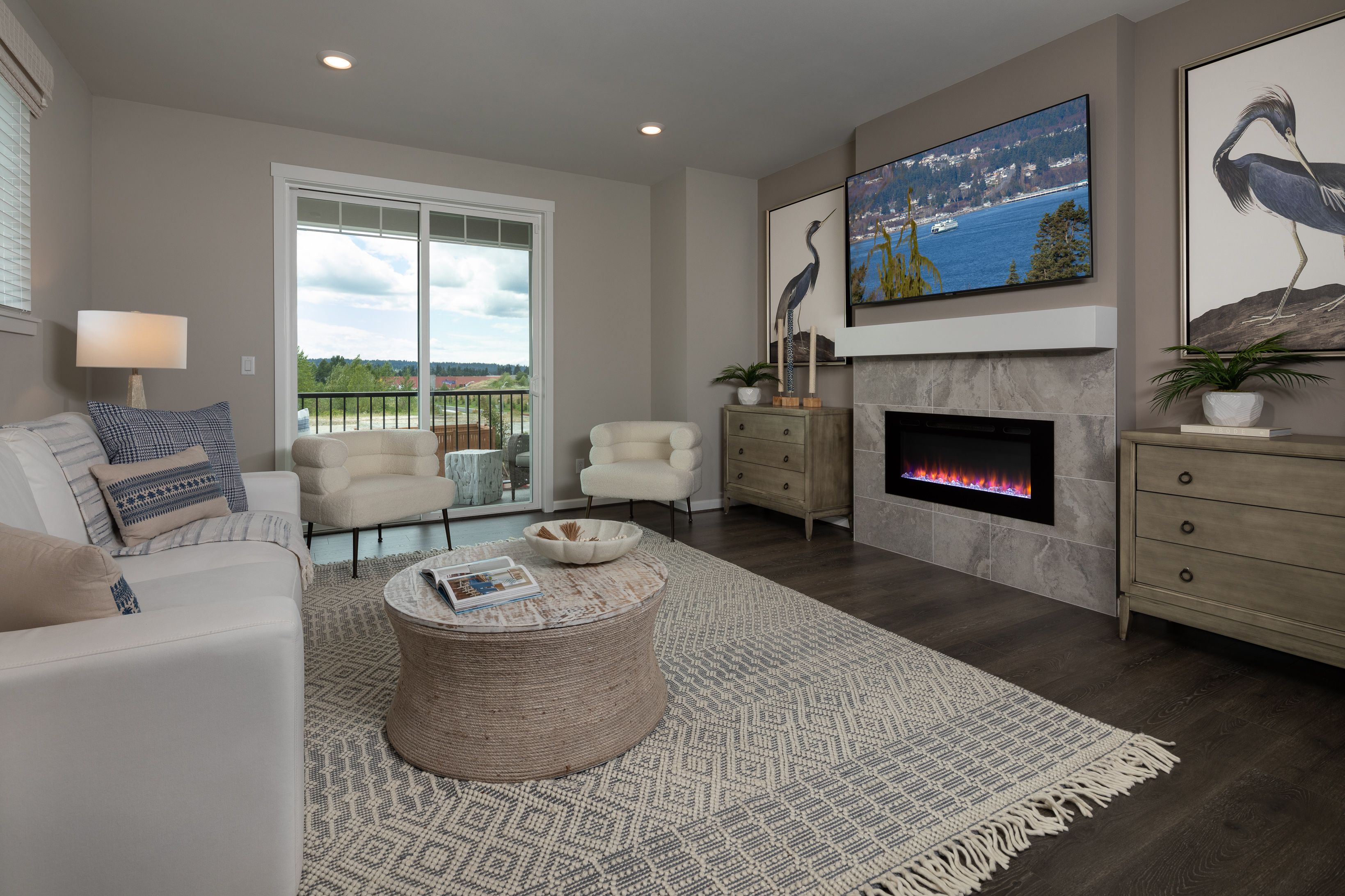 Seattle_Woodside_E3_LivingRoom
