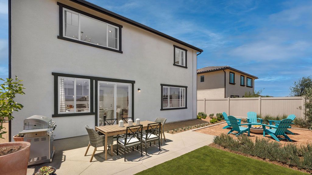 Plan4_Siena_Azul_Backyard_0939c-1024x576