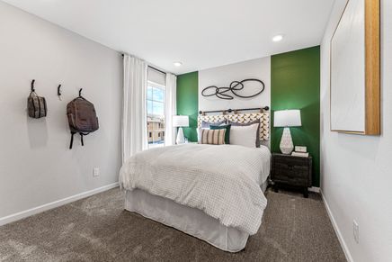 6 bed 3