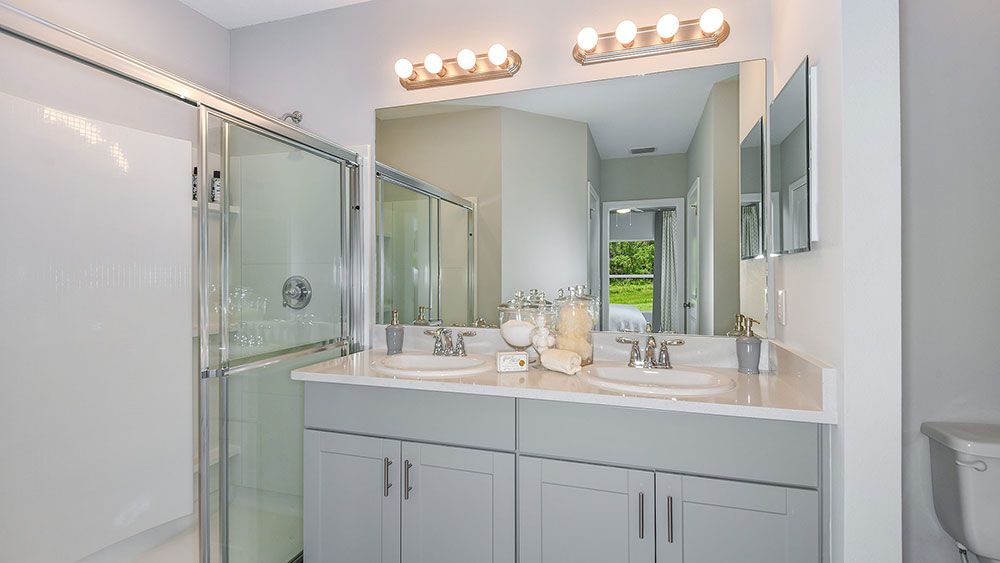 Eaves-Bend-Holly-3674-bath