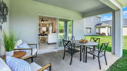 Eaves-Bend-Holly-3711-patio