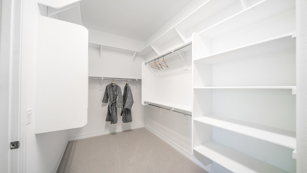 Owners Walk In Closet42