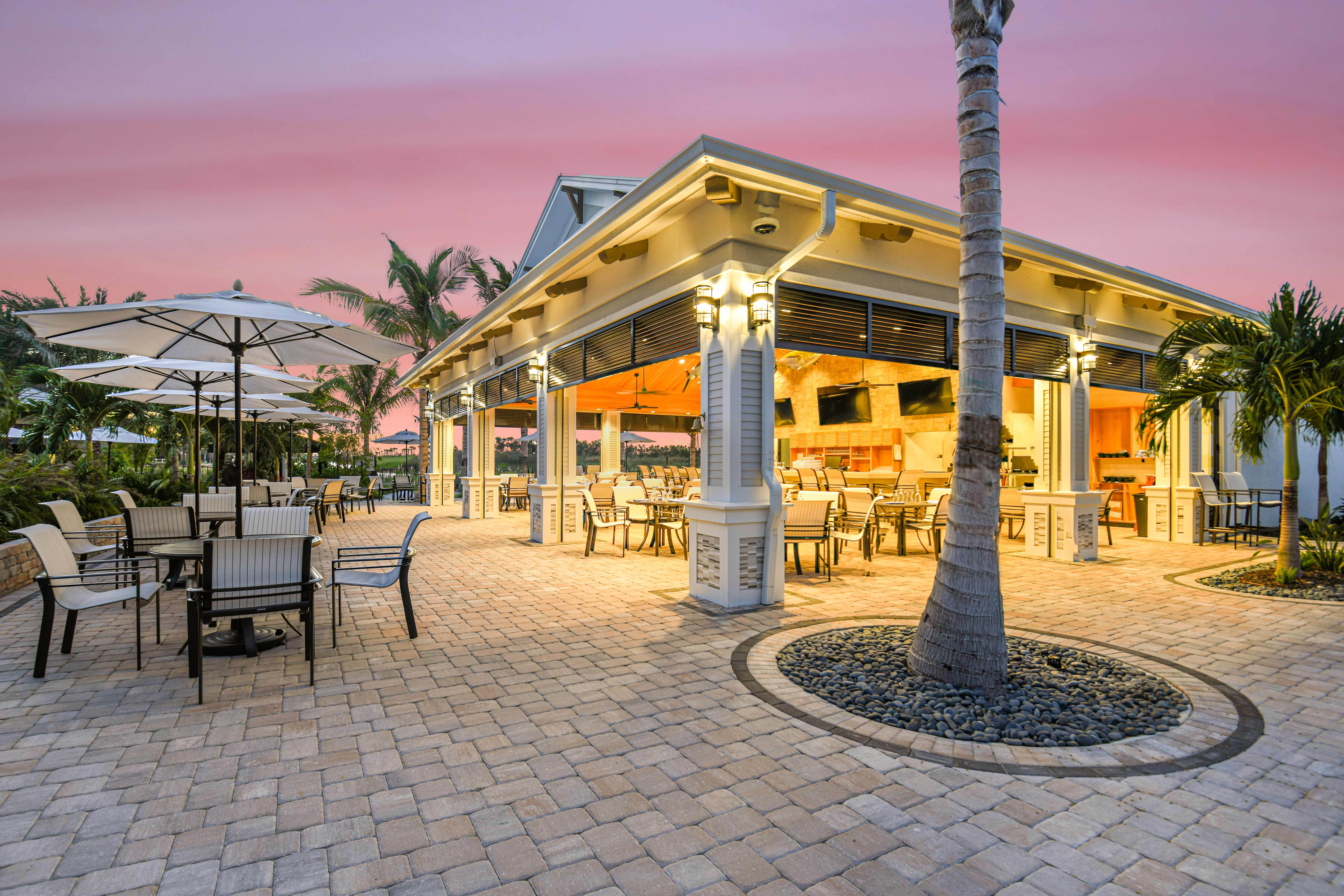 Esplanade at Lake Club Bahama Bar...