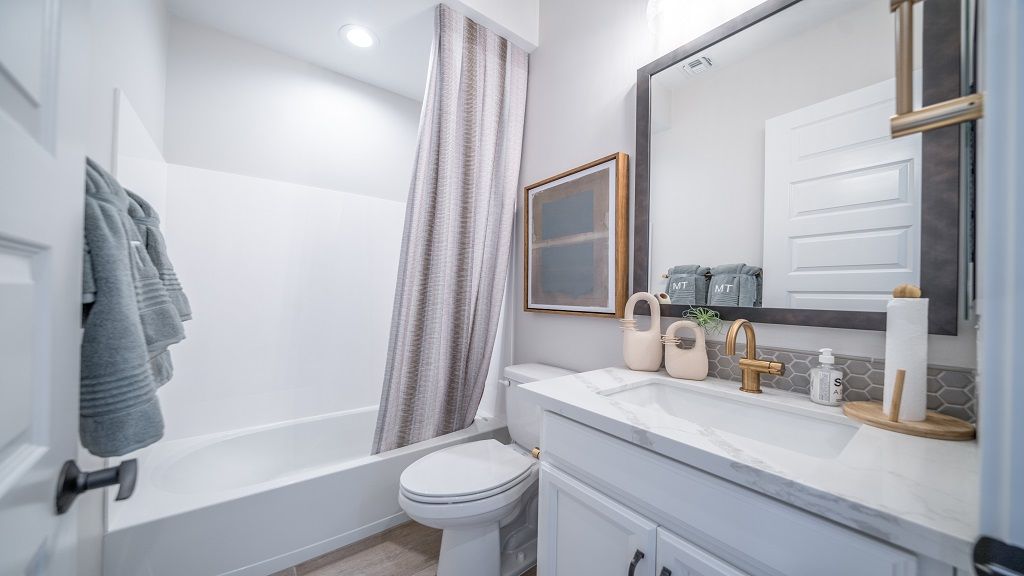 Secondary Bath