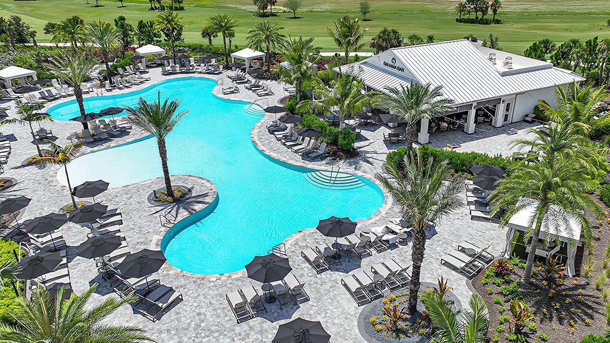 Resort Pool & Bahama Bar