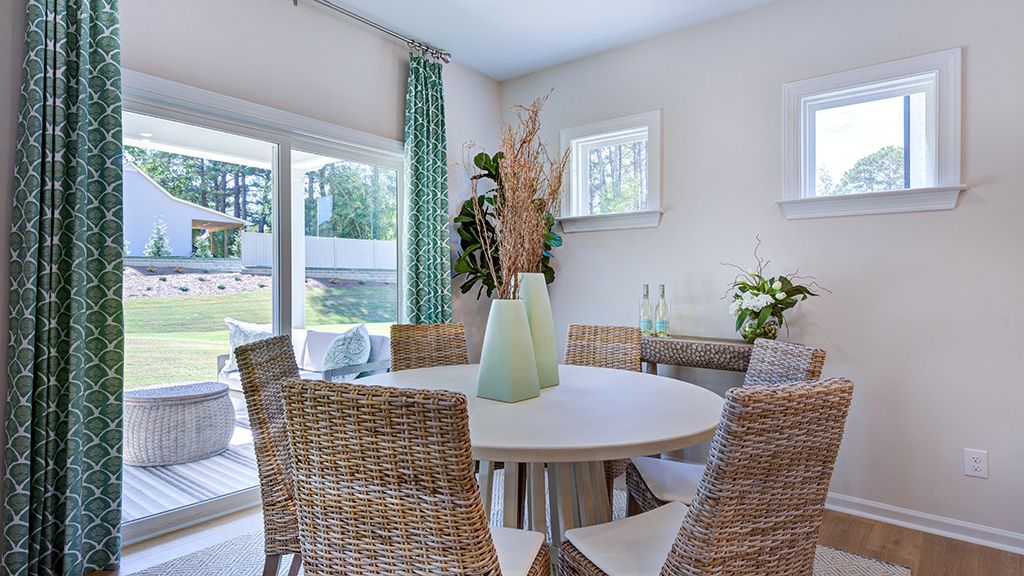 Hamilton casual dining