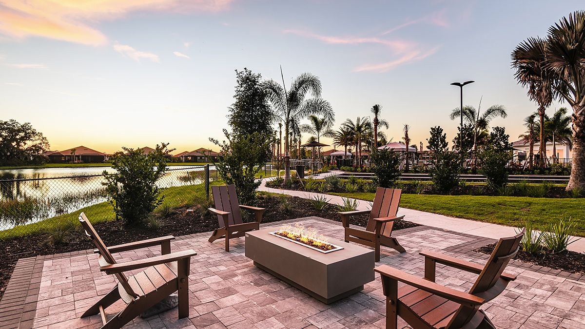 Rendezvous Park - Fireside Seating