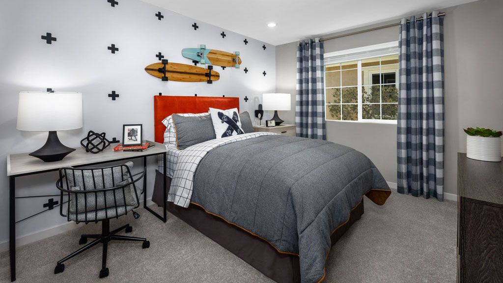 Plan2_Courts_Bedroom2_3536a-1024x576