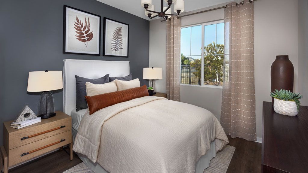 Plan3_Courts_Bedroom4_2428b-1024x576