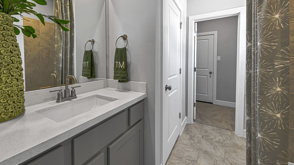 102-TM-Model 17402 Aster Falls Ct-20231206