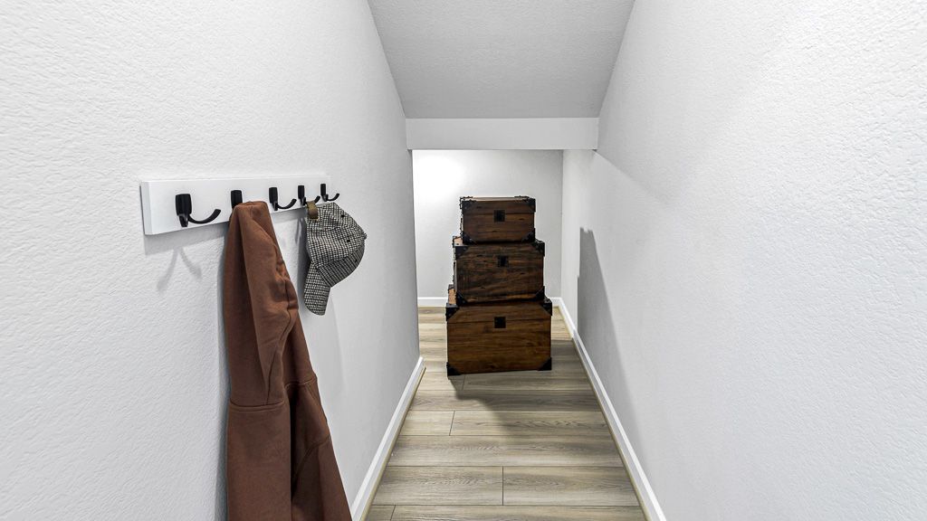 15-TM-Model 17402 Aster Falls Ct-20231206