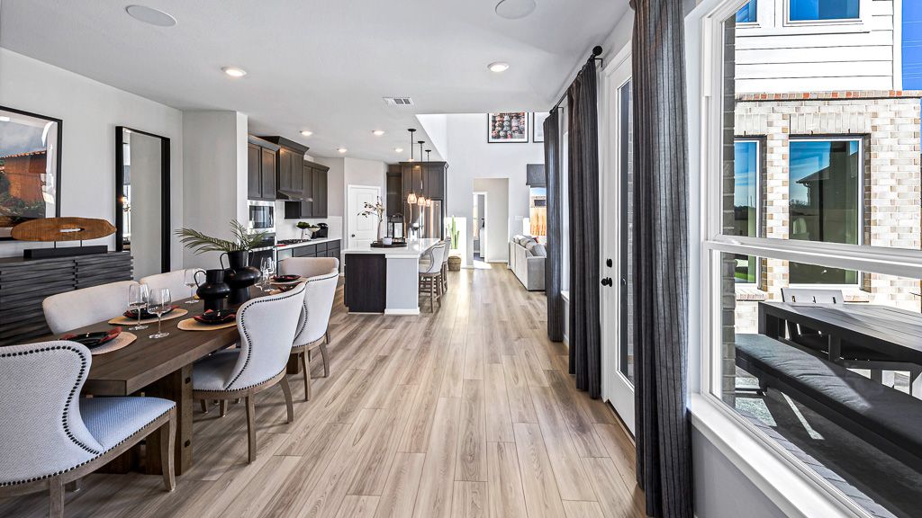 17-TM-Model 17402 Aster Falls Ct-20231206