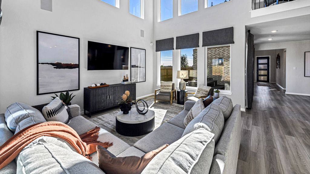 35-TM-Model 17402 Aster Falls Ct-20231206