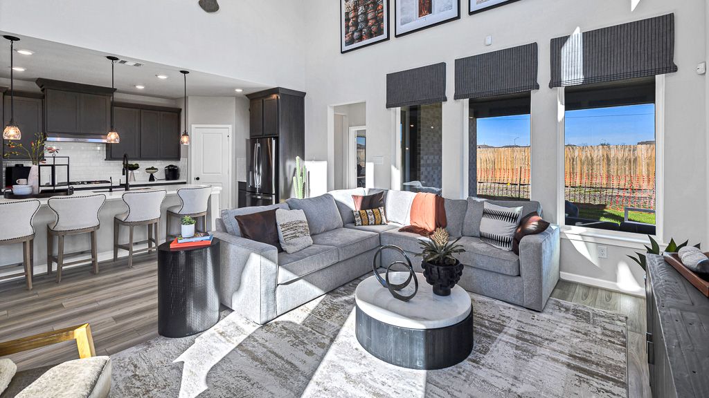 44-TM-Model 17402 Aster Falls Ct-20231206