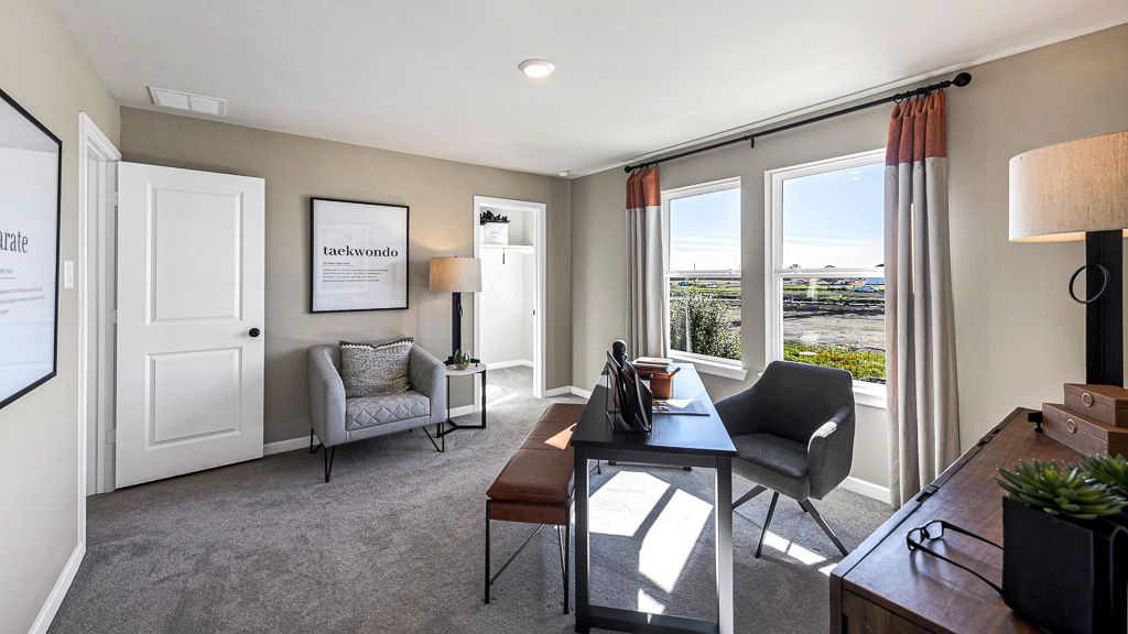 105-TM-Model 17402 Aster Falls Ct-20231206