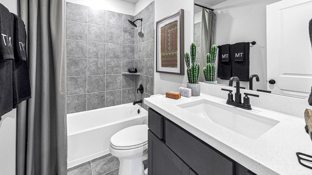 92-TM-Model 17402 Aster Falls Ct-20231206