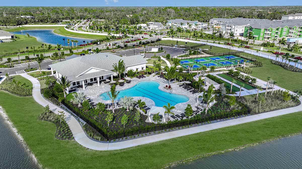 The Cove at West Port Amenity Center 1528-1200x675