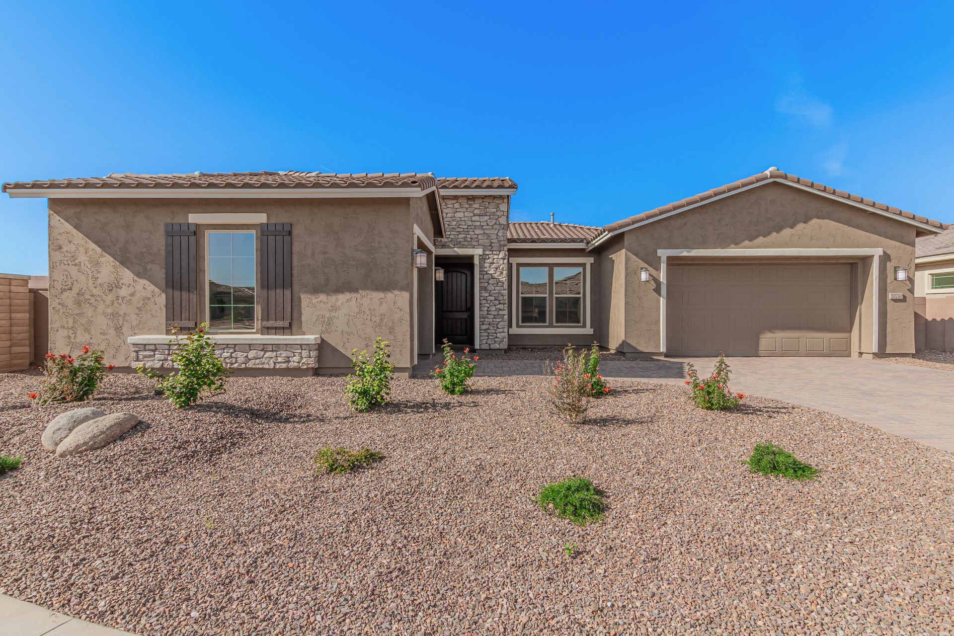 Legado Summit Collection in Queen Creek, AZ New Homes by Taylor Morrison