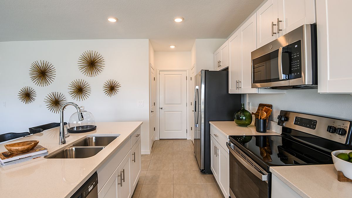 Marion-Creek-Maple-daytime-3783-1200x675