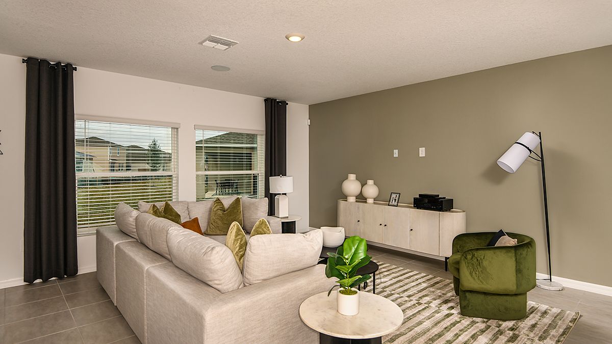 Marion-Creek-Maple-daytime-3799-1200x675