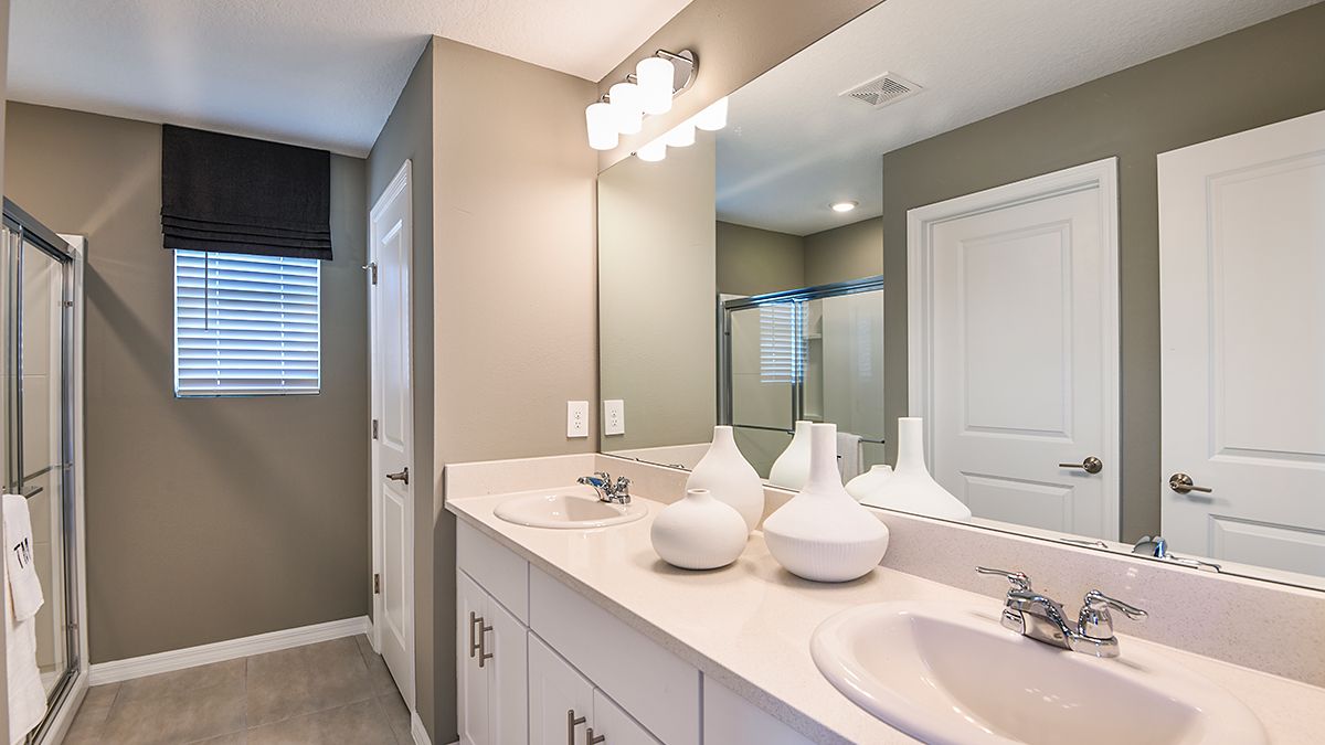 Marion-Creek-Maple-daytime-3858-1200x675