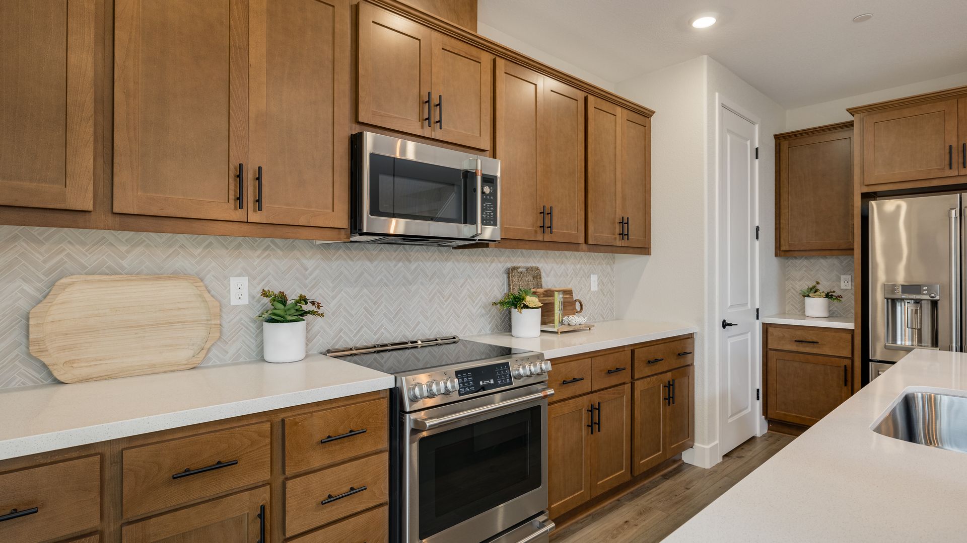 112 Marigold
