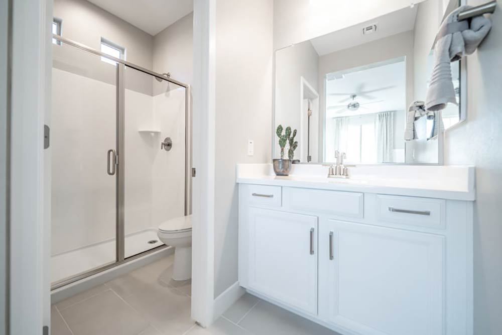 Parkside Villas RM1 - Primary Bath