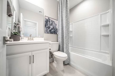 Parkside Villas RM1  Bath  2