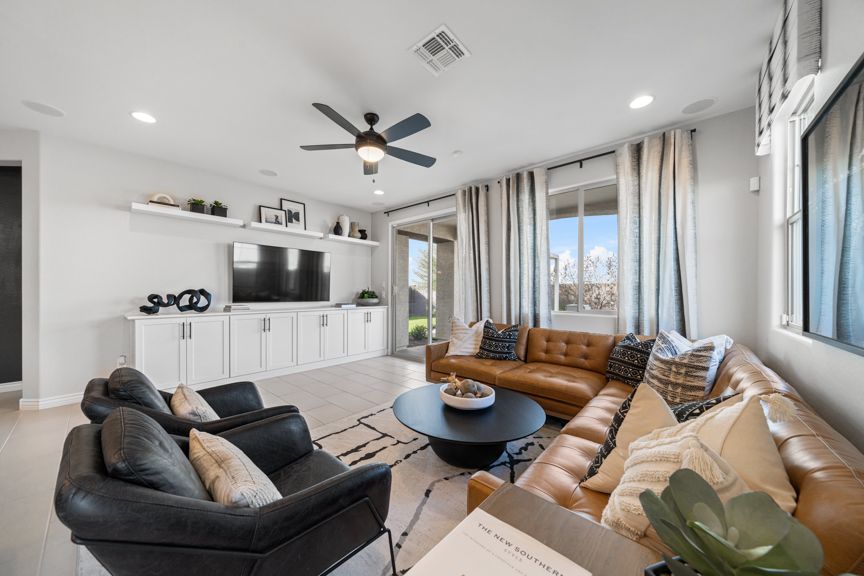 Parkside Rio Vista 351 Great Room  2