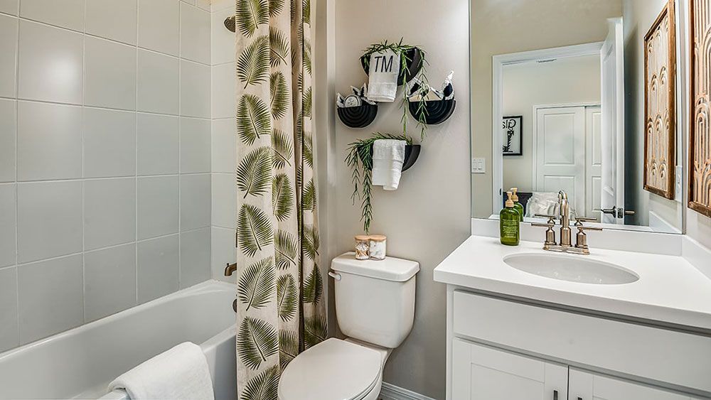 The-Cove-at-West-Port-Amelia-2291-1200x675-bath