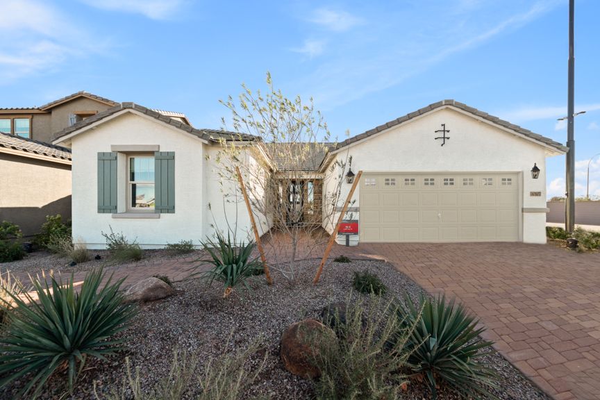 Parkside Almeria_RM2 Front Elevation