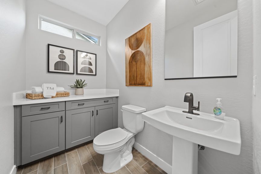 Parkside Almeria_RM4 Bath 3