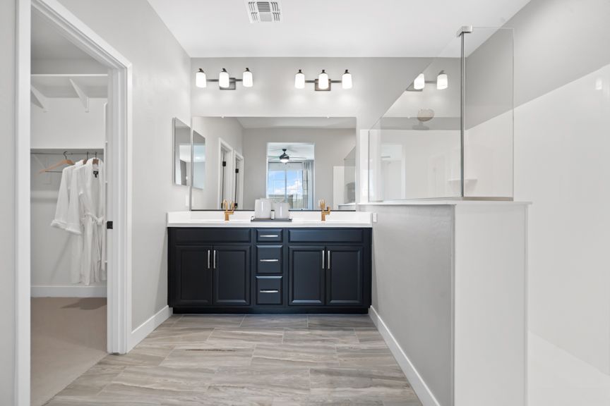 Parkside Los Cielos RM2 Primary Bath  2