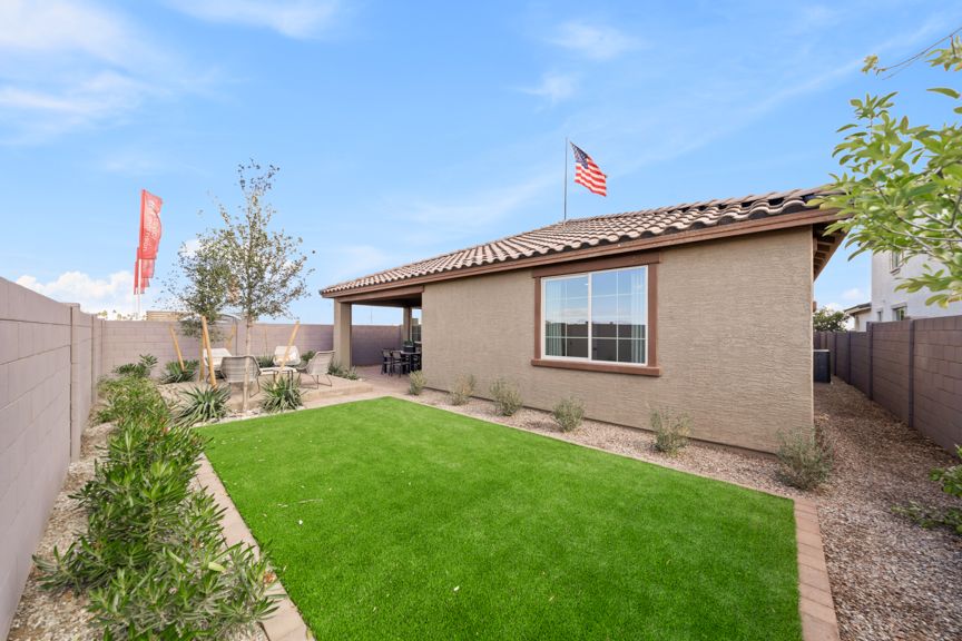 Parkside Los Cielos RM2 Backyard  5