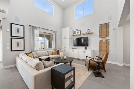 Parkside Los Cielos RM4 Great Room
