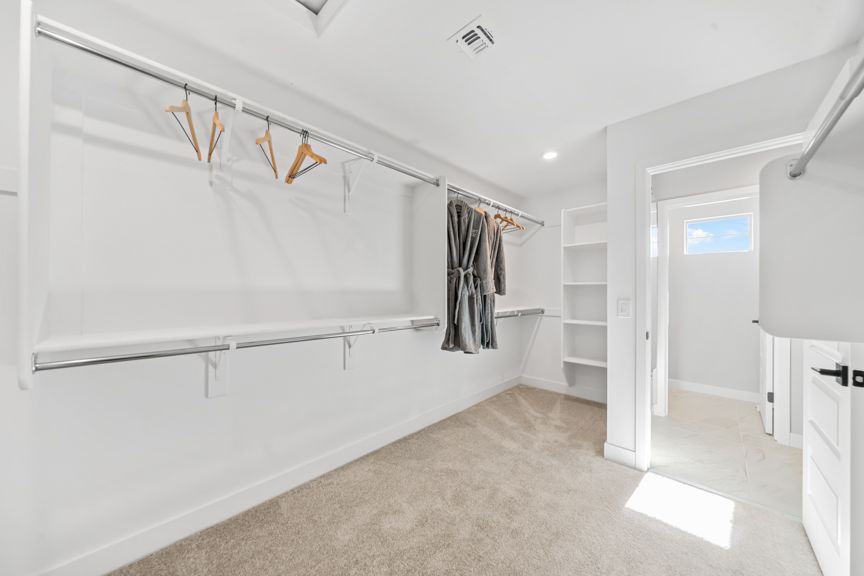 Parkside Los Cielos RM4 Primary Walk-in Closet
