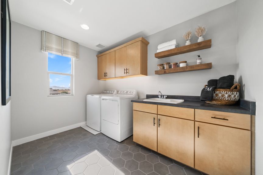 Parkside Los Cielos RM4 Laundry