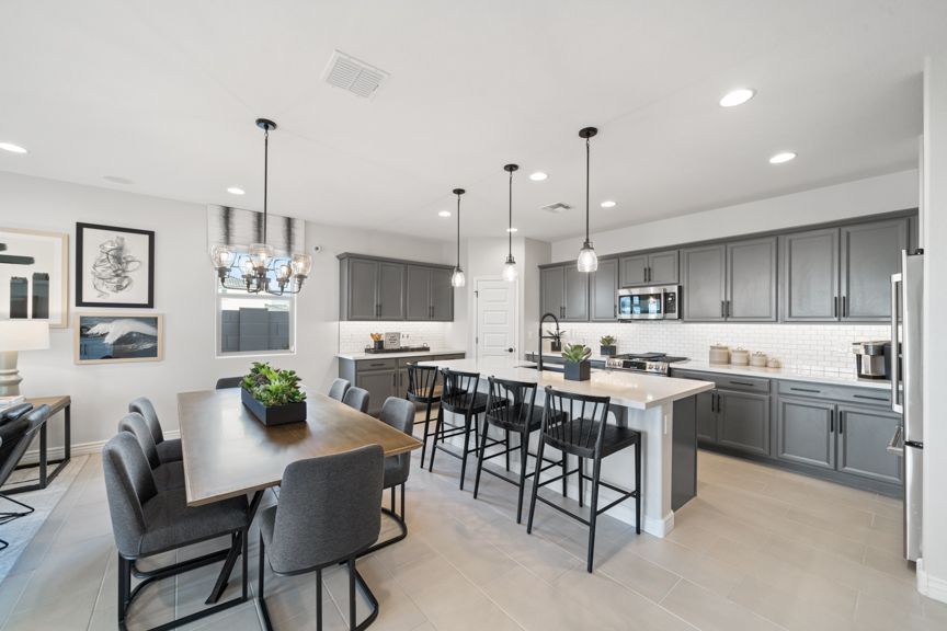 Parkside Rio Vista 351 Dining  Kitchen