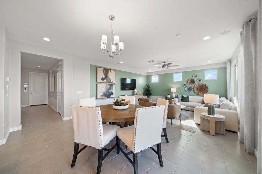 Parkside Rio Vista 35-4 Dining