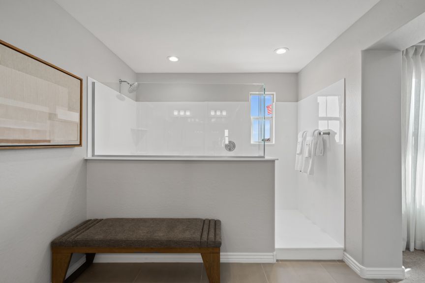 Parkside Rio Vista 354 Primary Bath 2