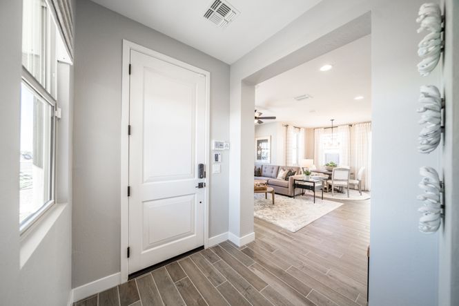 Parkside Villas RM2 Foyer