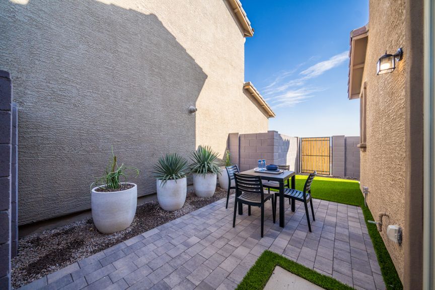 Parkside Villas RM3 Backyard 3