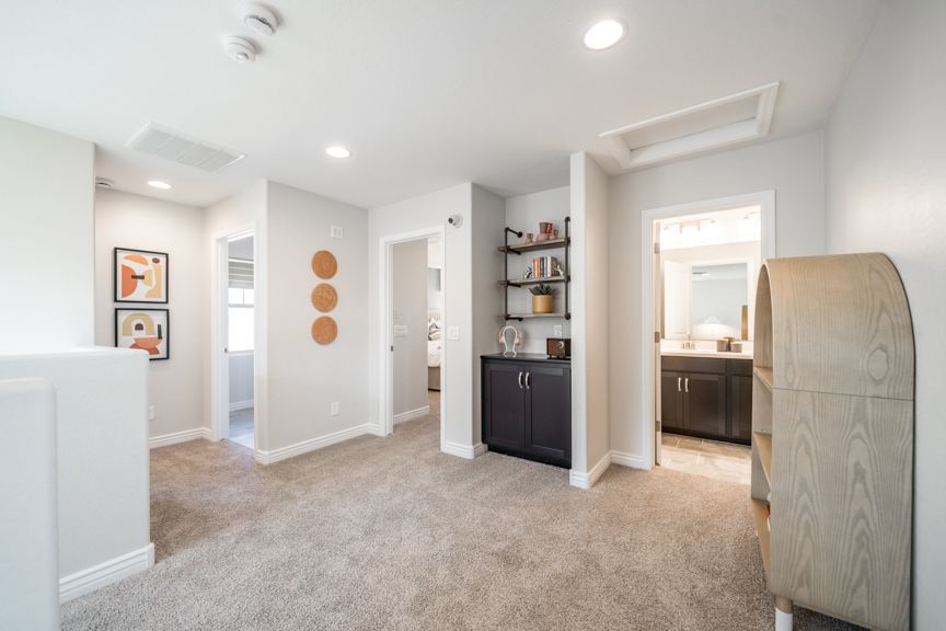 Parkside Villas RM 4 Second Floor Hall