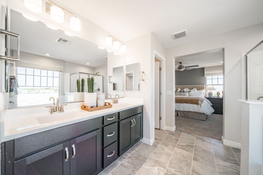 Parkside Villas RM 4 Primary Bath 2