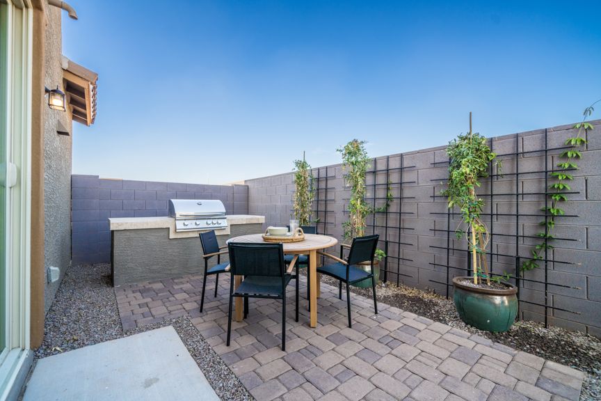 Parkside Villas RM 4 Backyard 2